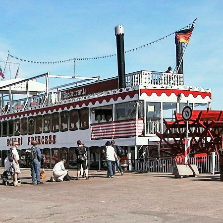 18 Person Holiday Home In Hasselberg Kappeln Luaran gambar