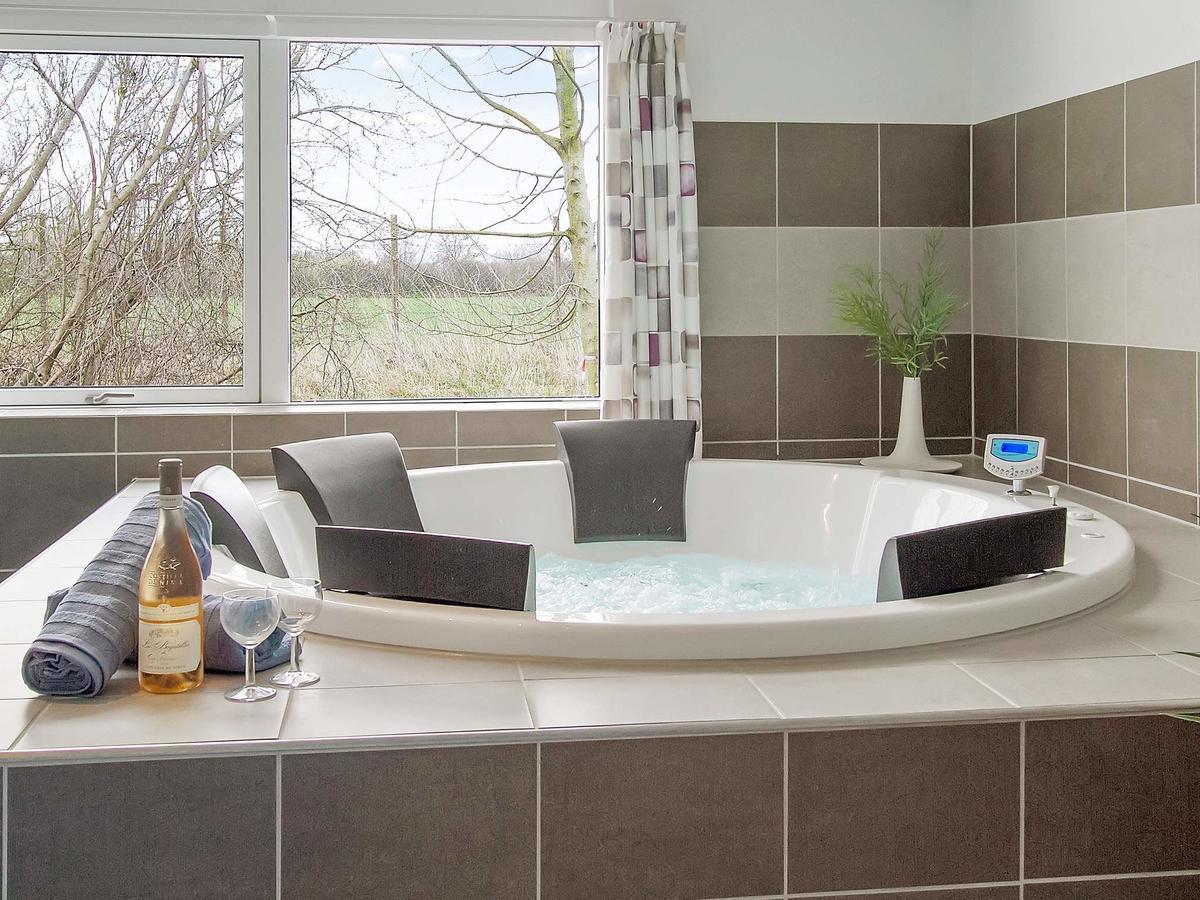 18 Person Holiday Home In Hasselberg Kappeln Luaran gambar